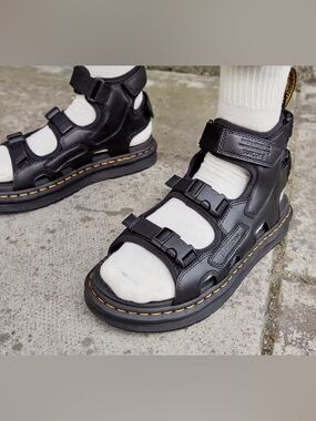 Dr. Martens x SUICOKE BOAK Leather Strap Sandals Men’s 10/ Women’s 11.5